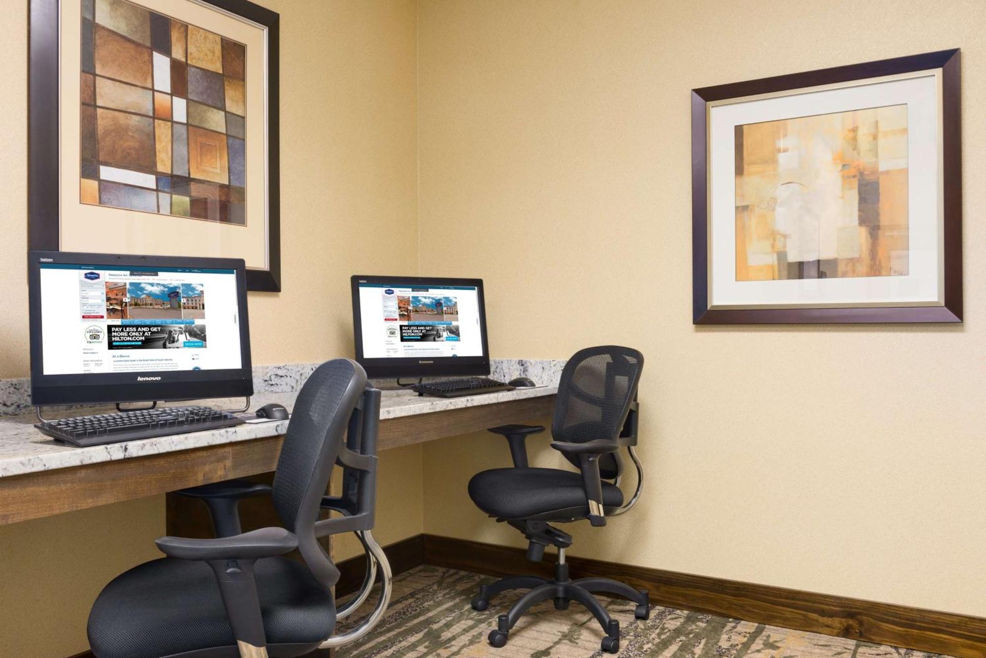 Hampton Inn Spearfish Exterior photo